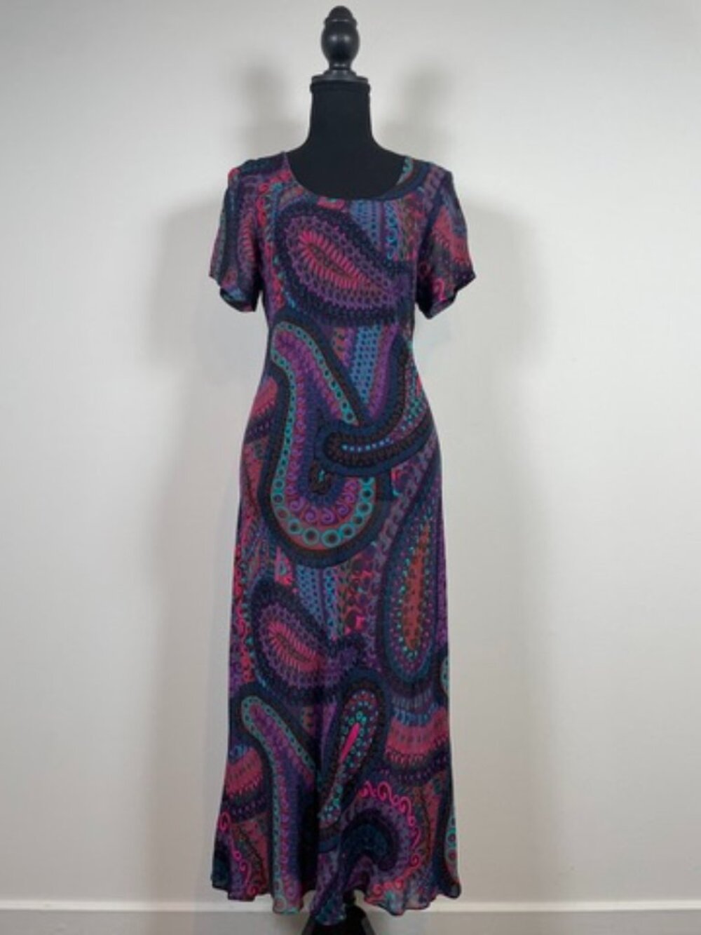 Betsey Johnson USA Rayon Paisley Midi Dress, Tagged M